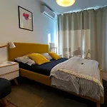 Priestranny Utulny 2-izbovy V Centre Trnavy Τρνάβα
