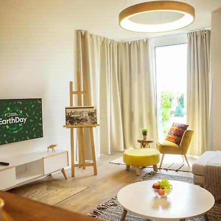 Priestranny Utulny 2-izbovy V Centre Trnavy Apartment *