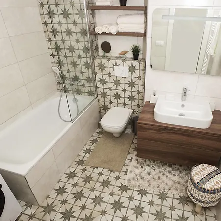 Priestranny Utulny 2-izbovy V Centre Trnavy Apartmán Trnava