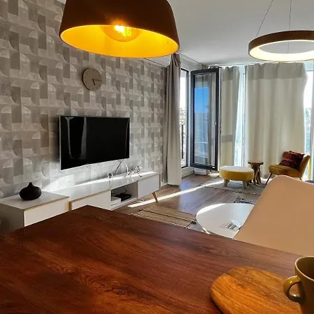 Priestranny Utulny 2-izbovy V Centre Trnavy Apartmán